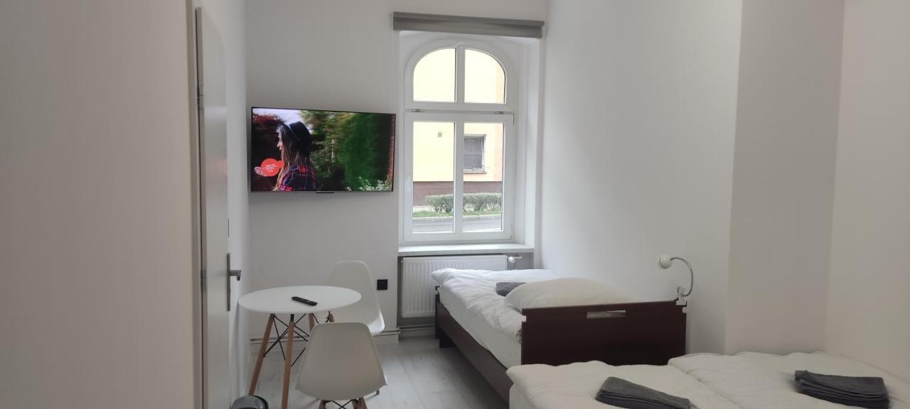 Apartament Na Weekend Swidnica  Bagian luar foto